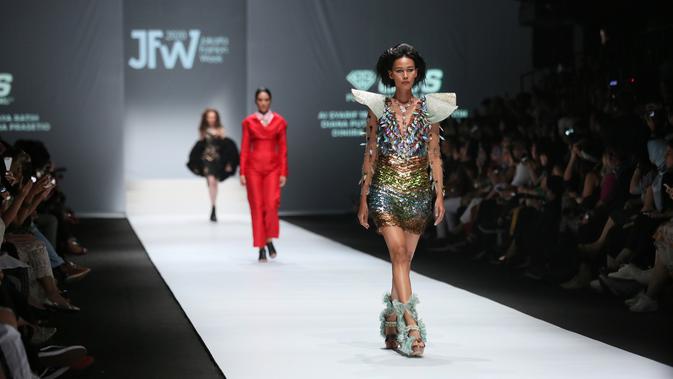 Pembukaan pekan mode Jakarta Fashion Week 2020. (Adrian Putra/Fimela.com)