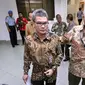 Plt Pimpinan KPK mendatangi Istana Negara, Jakarta, Senin (16/3/2015). Pelaksana tugas Ketua KPK, Taufiqurahman Ruki, mengatakan Presiden meminta pimpinan datang untuk membicarakan perkembangan pencegahan korupsi. (Liputan6.com/Faizal Fanani)