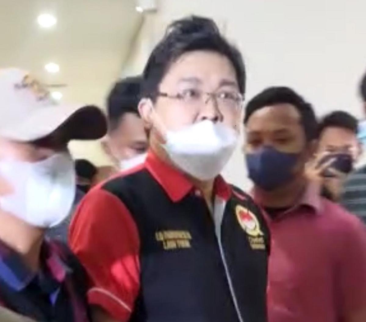 Ferdy Sambo kembali menjadi sorotan publik. Hal ini berawal dari tudingan Advokat Alvin Lim yang menyebut Ferdy Sambo tidak tidur di Lapas Salemba. <br>