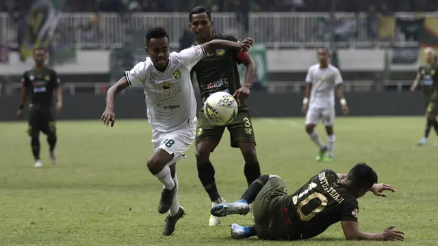 Tira Persikabo Vs Persebaya Surabaya