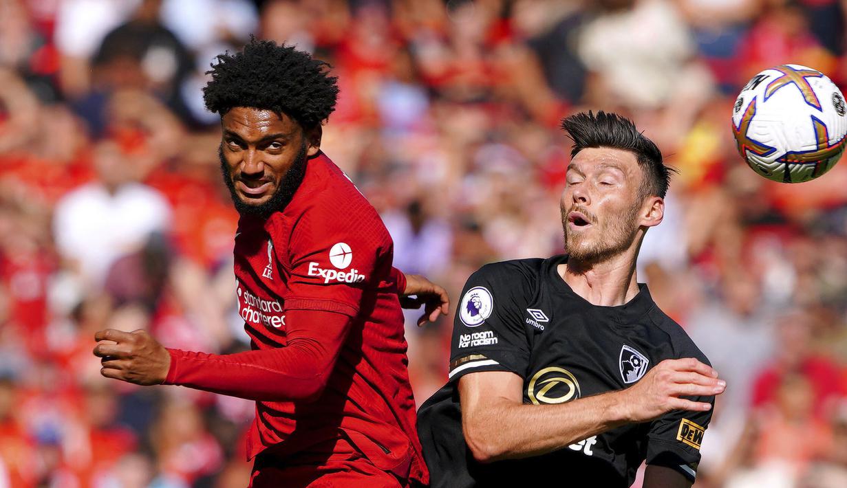 Bermain di hadapan publik sendiri, skuat asuhan Jurgen Klopp tersebut berhasil mendominasi permainan sejak awal pertandingan. (AP/PA/Peter Byrne)