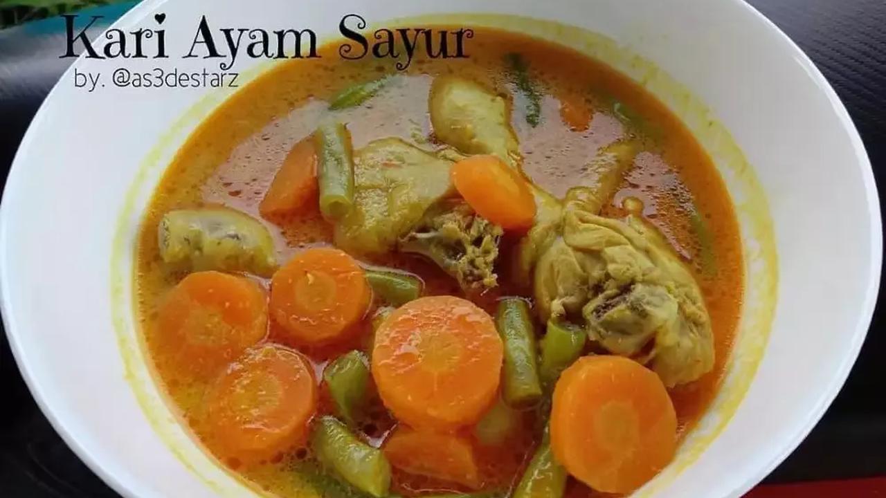7. Kari Ayam Sayur