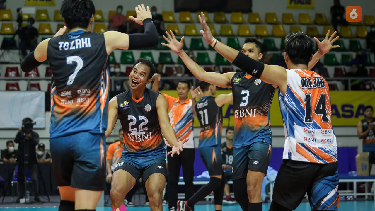 Pemain Jakarta BNI 46 Melakukan Selebrasi