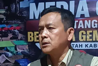 Direktur Rehabilitasi dan Rekonstruksi Perumahan pada Kedeputian Bidang Rehabilitasi dan Rekonstruksi Badan Nasional Penanggulangan Bencana (BNPB), Brigjen TNI Mochamad Arief Hidayat