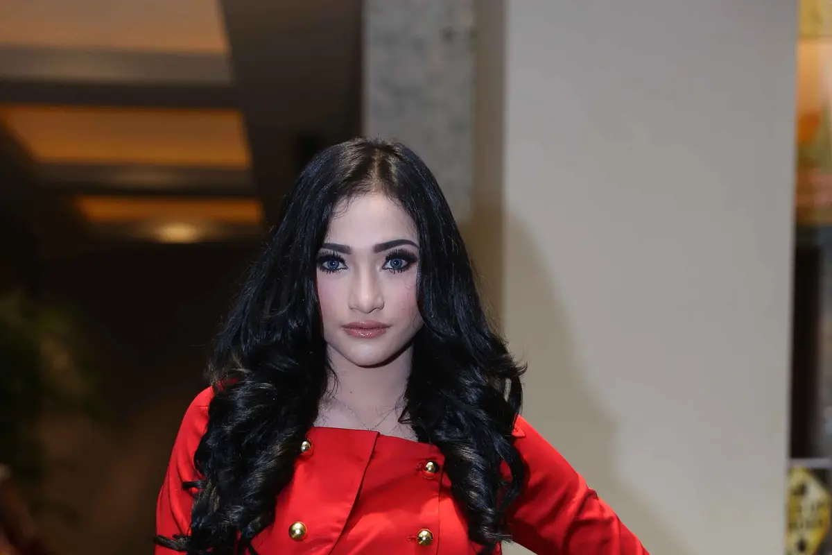 [Bintang] Amel Alvi