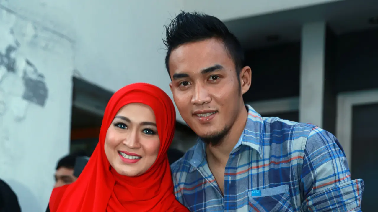 Okie Agustina dan Gunawan Dwi Cahyo