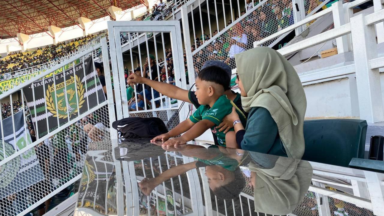 Lebih Aman di Tribun VIP