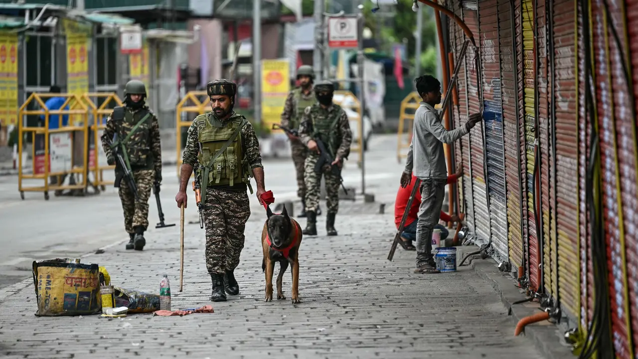 Konflik dengan Pakistan Kian Memanas, Militer India Tingkat Patroli Keamanan