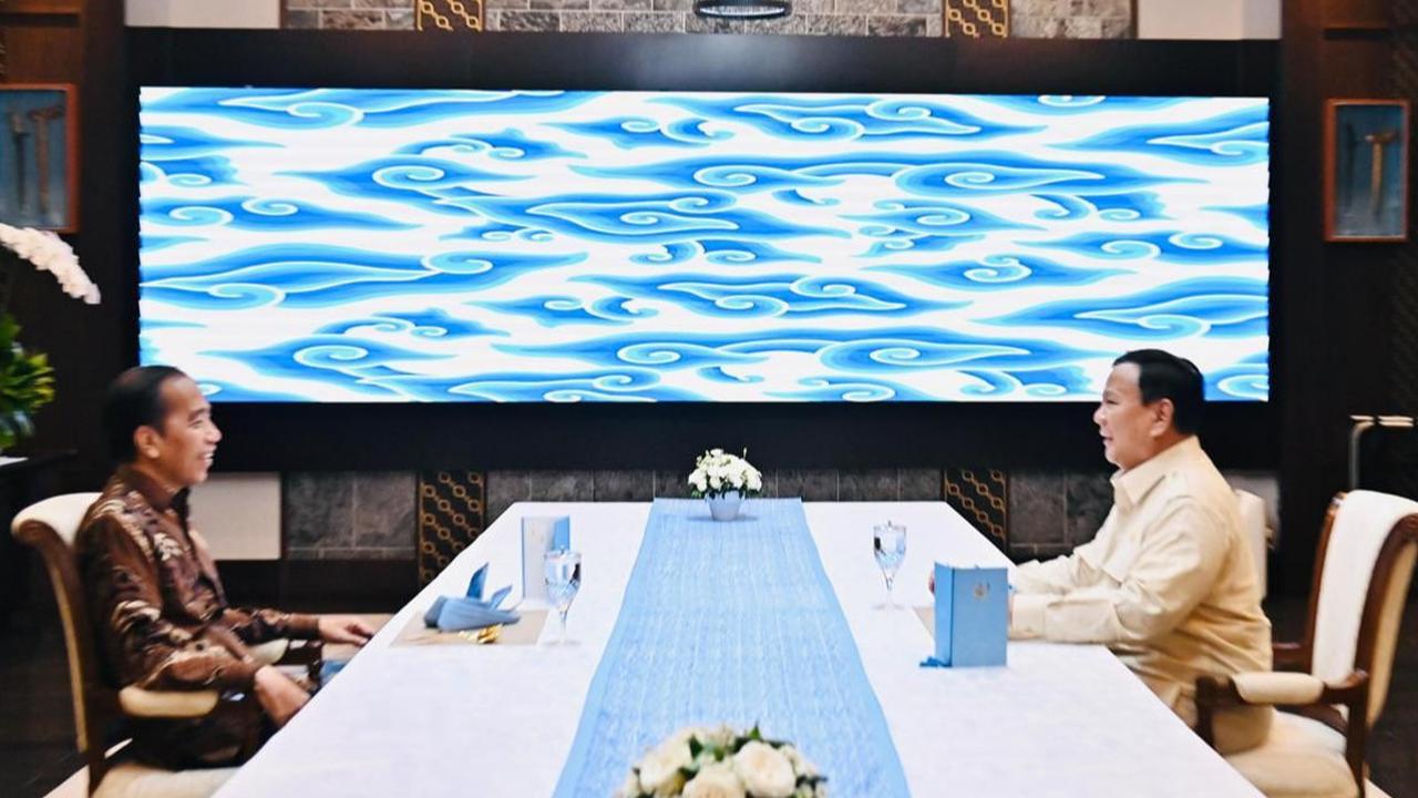 VIDEO: Diajak Prabowo Bukber, Momen Jokowi Ngaku Sampai Kaget Lihat ini di Istana Kini