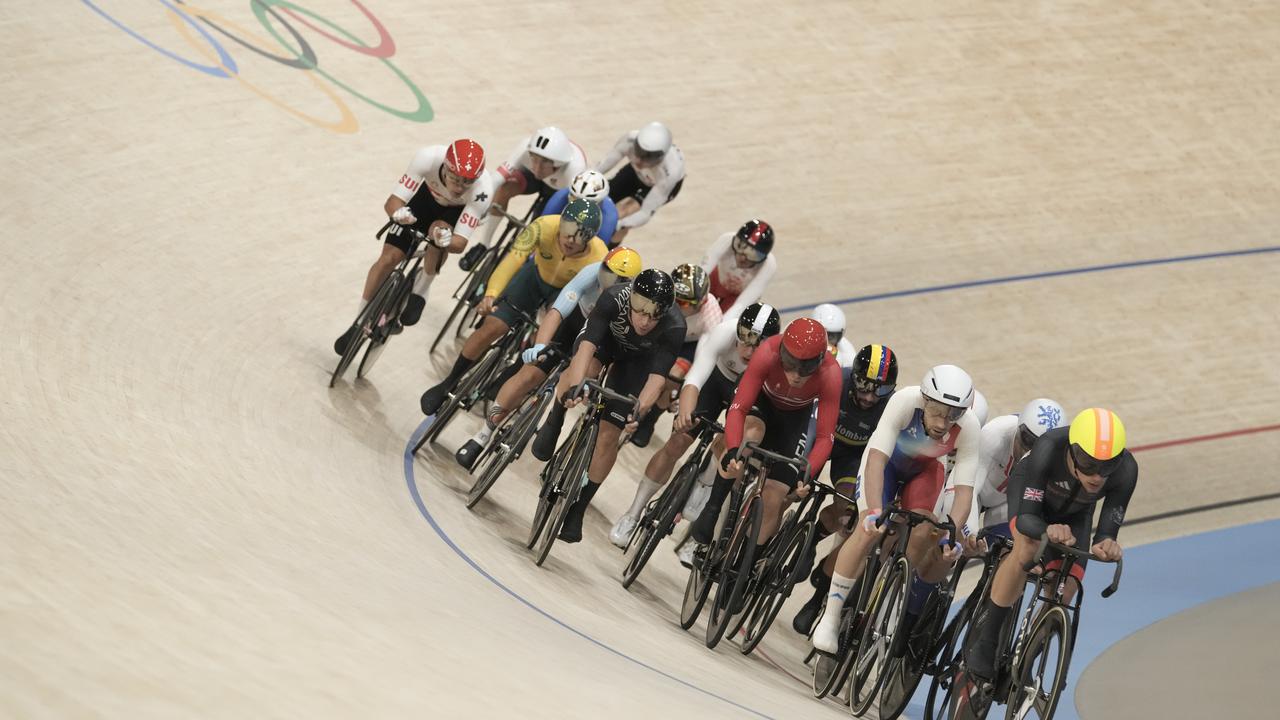 Balap Sepeda Trek Omnium Putra