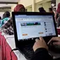 Sistem tes seleksi CPNS berbasis online merupakan terobosan baru dari Kementerian Pendayagunaan Aparatur Negara dan Reformasi Birokrasi (KemenPAN-RB) dan Badan Kepegawaian Negara (BKN), (20/8/2014). (Liputan6.com/Miftahul Hayat)