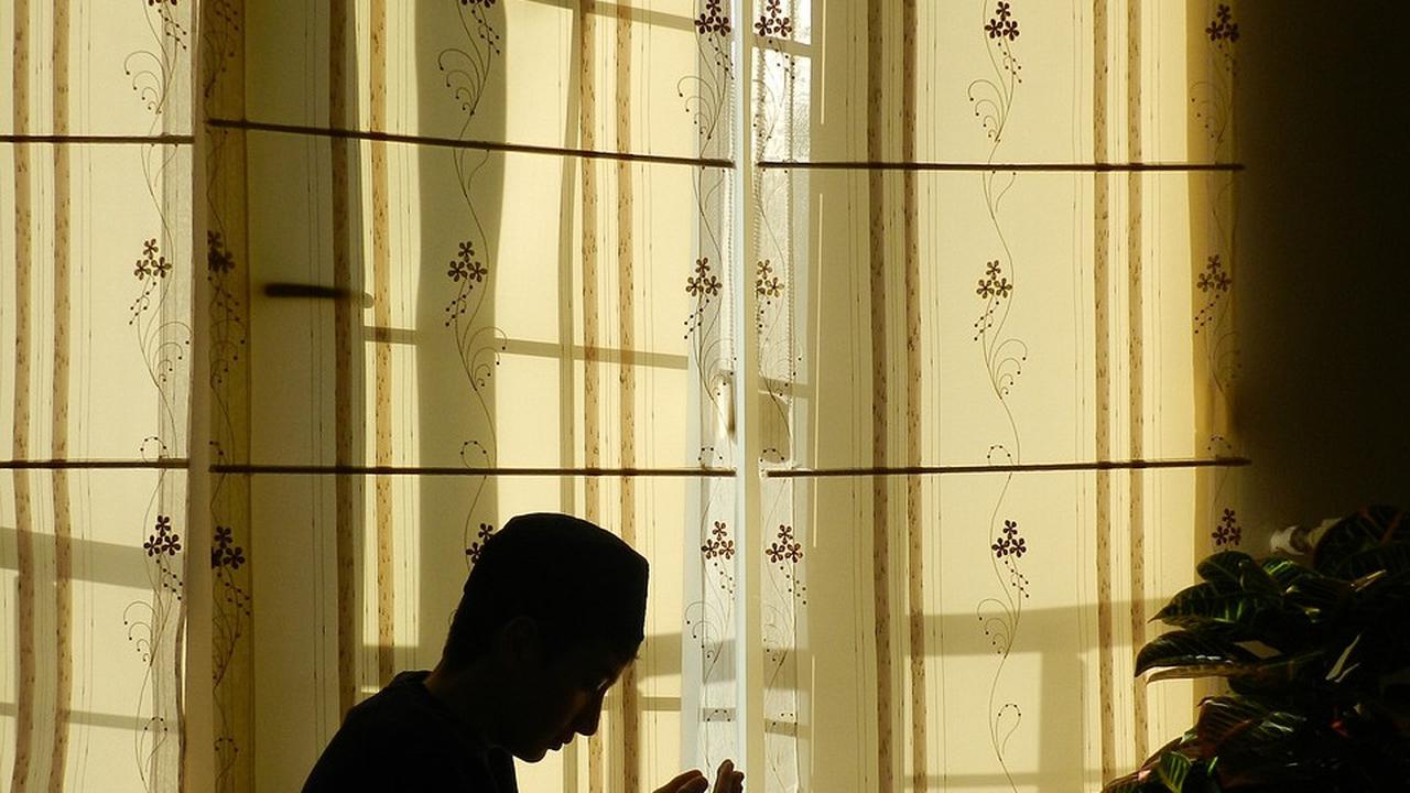 Doa Setelah Sholat Isyroq Latin dan Artinya, Perlu Diketahui