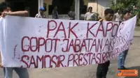 VIDEO: Warga Demo Mapolsek Torgamba