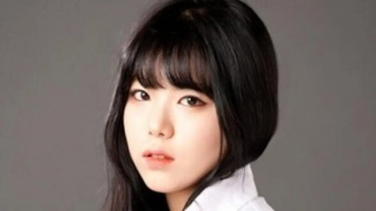 Kang Doo Ri