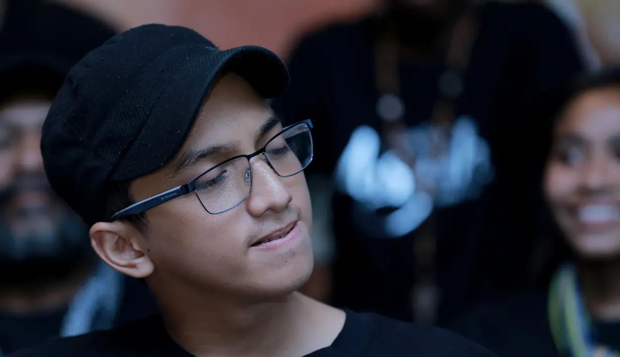 Selain menceritakan kesulitannya, Ge Pamungkas juga berbagi keseruannya bersama anak-anak Atambua. Pria Jakarta ini sangat menyenangi anak-anak daerah yang memiliki semangat hidup yang luar biasa. (Adrian Putra/Bintang.com)