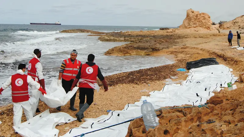 20170221-Puluhan Jenazah Imigran Terdampar di Pantai Libya-AFP