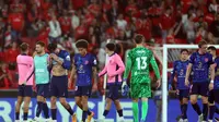 Para pemain Atletico Madrid bereaksi atas kekalahan mereka di akhir pertandingan fase liga&nbsp;matchday kedua&nbsp;Liga Champions antara SL Benfica dan Club Atletico de Madrid di stadion Luz di Lisbon, Kamis dini hari WIB (3/10/2024). (FILIPE AMORIM/AFP)