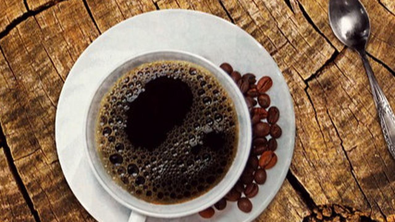 7 Bahaya Sering Minum Kopi Instan Sachet, Tingkatkan Risiko Kanker