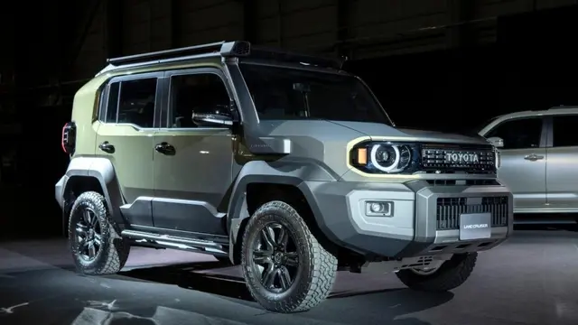 Toyota Land Cruiser FJ