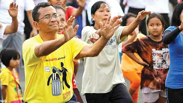 Mendadak Dahlan Iskan Ikut Senam Gangnam Style
