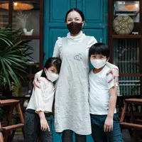 Ilustrasi ibu dan anak mengenakan masker | pexels.com/@ketut-subiyanto