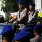 Wakapolri Komjen Pol. Syafruddin mengecek pasukan pada upacara peringatan hari ulang tahun (HUT) Kepolisian Perairan dan Udara (Pol Airud) yang ke-66 di Jakarta, Kamis (1/12). (Liputan6.com/Faizal Fanani)
