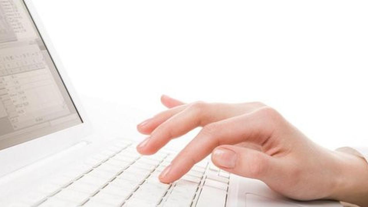 Tidak mengecek hardware laptop