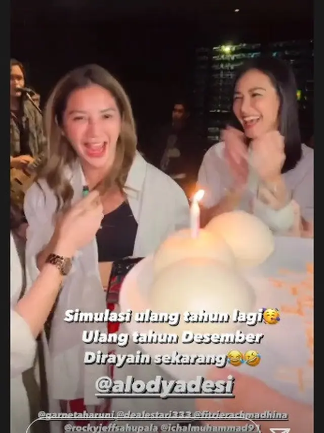 bintang FTV Suara Hati Istri mengadakan buka puasa bersama (Foto: Instagram/@mela_amelia19)