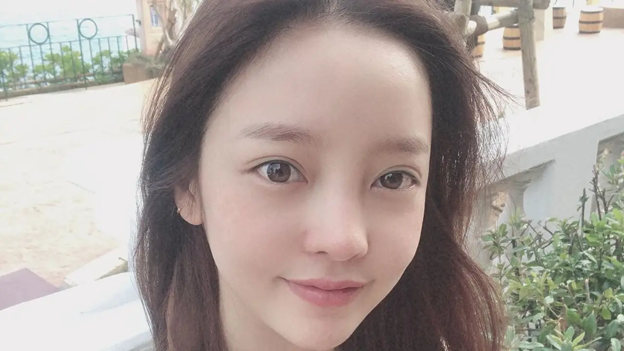 Goo Hara (Instagram/ koohara__)
