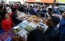 Berburu kuliner Ramadan di pasar takjil Benhil