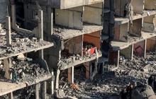 FOTO: Hancur Lebur Kamp Pengungsian Warga Palestina Dibombardir Israel, 99 Orang Tewas dalam Semalam