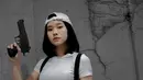 Mengikuti jejak sang kakak, Jess No Limit, Jessica Jane sering mengajak penggemarnya untuk nge-game bareng. Tak heran jika fansnya banyak dari kalangan gamer.(Liputan6.com/IG/@jessicajane99)