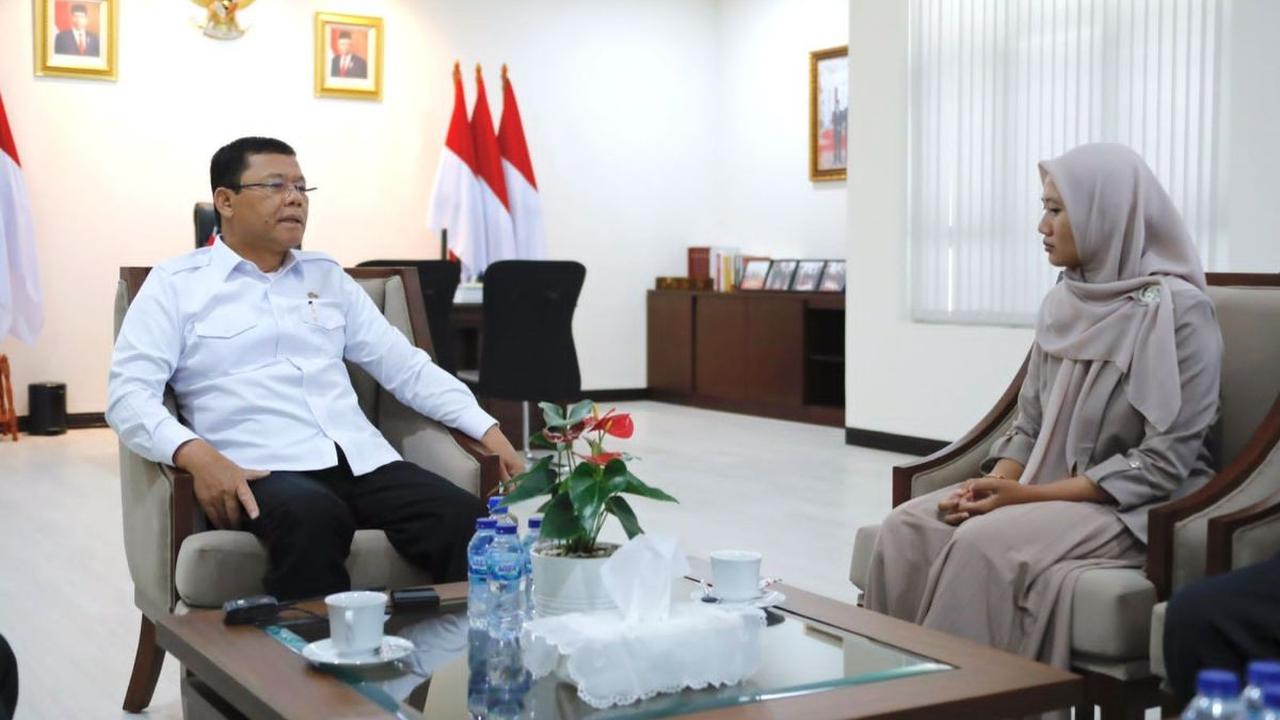 Hera pun berharap, usai lulus dan mendapatkan gelar doktor di Korea bisa mengaplikasikan ilmunya untuk kemajuan bangsa dan negara.
