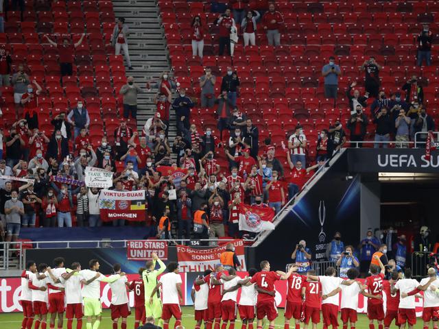 Hansi Flick Apresiasi Kehadiran Suporter Bantu Bayern Munchen Juara Piala Super Eropa 2020 Dunia Bola Com