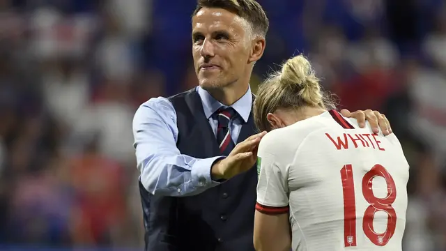 Striker Timnas Wanita Inggris, Ellen White