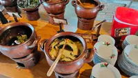 12 Rekomendasi Tempat Makan Sekitar Telaga Sarangan Magetan yang Sayang Dilewatkan