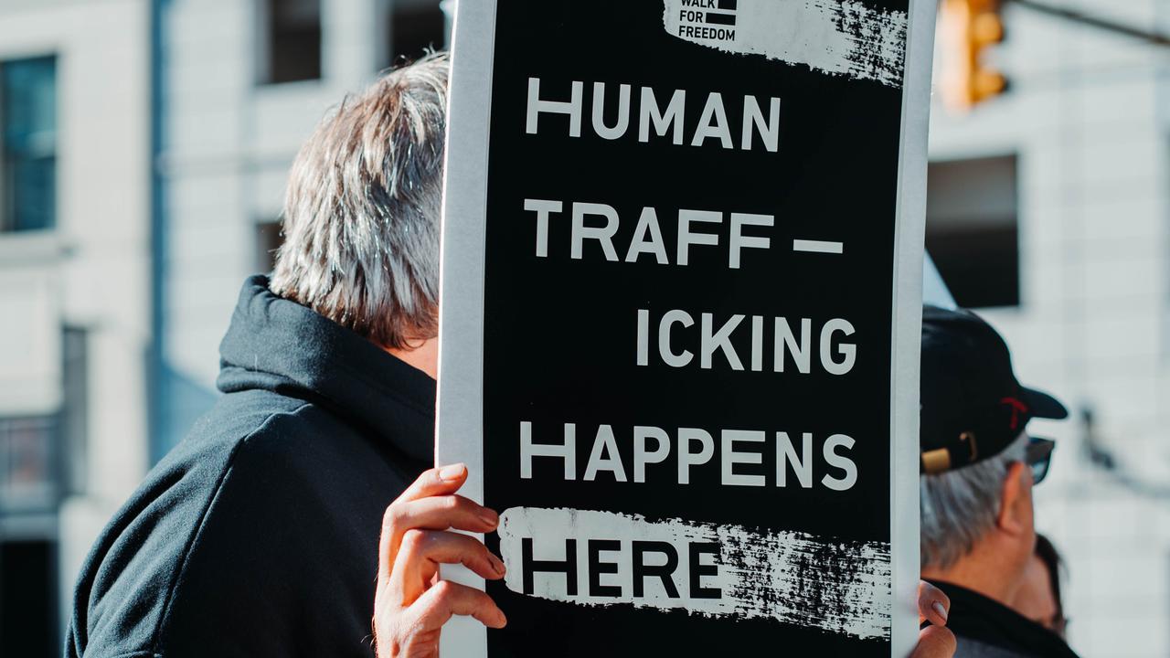 ilustrasi perdagangan orang