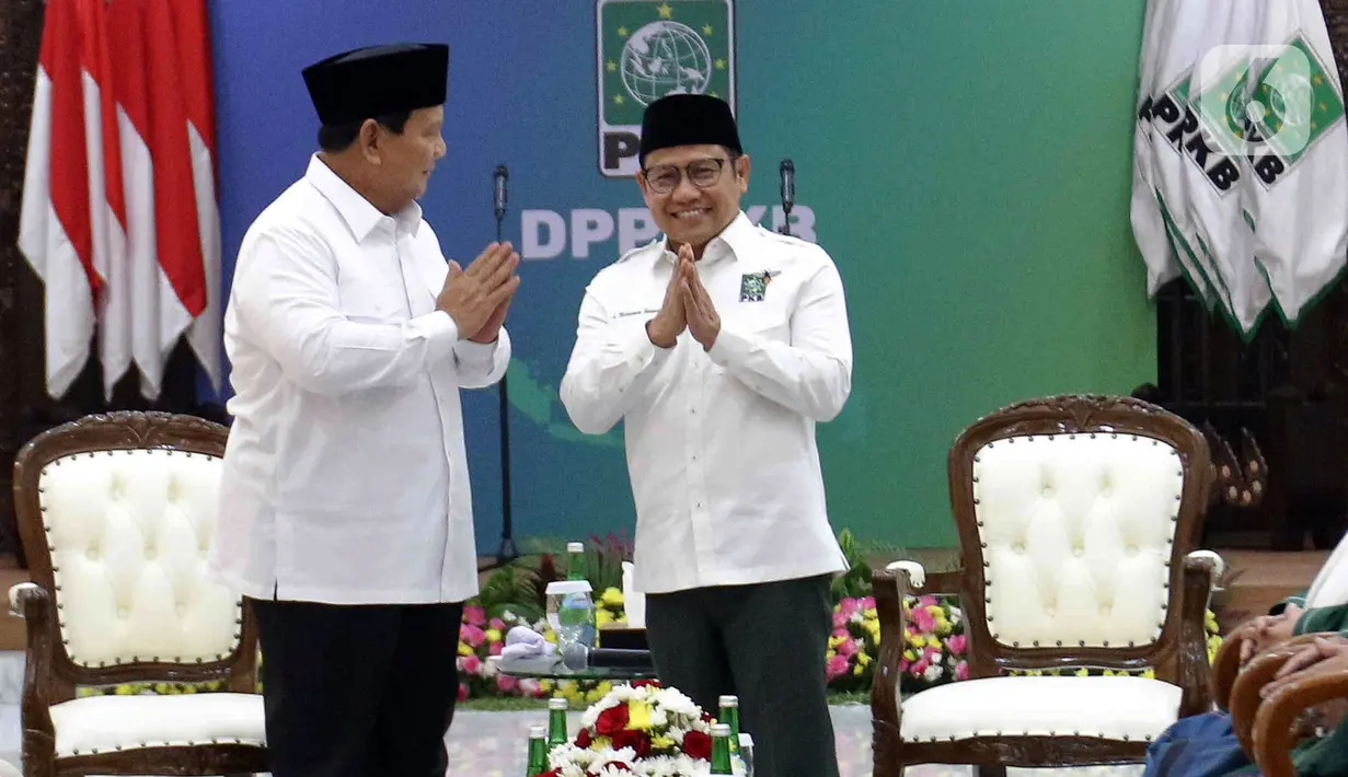 Sebelumnya, Prabowo-Gibran ditetapkan sebagai presiden dan wakil presiden terpilih oleh KPU RI dalam lembar berita acara KPU nomor 252/PL.01.9-BA-05/2024 yang dibacakan pada Rabu (24/4/2024). (Liputan6.com/Herman Zakharia)