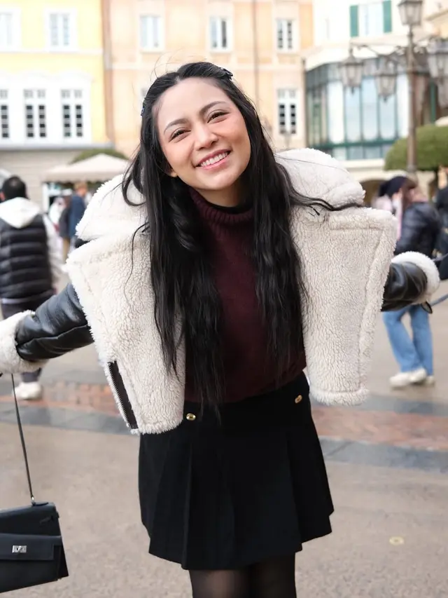 5 Potret Rachel Vennya Liburan ke Jepang, Pesonanya Disebut Netizen Bak Masih Remaja