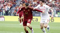 Nicolo Zaniolo (kanan) pada pertandingan Fiorentina versus AS Roma di ajang Liga Italia. (X/Fiorentina)