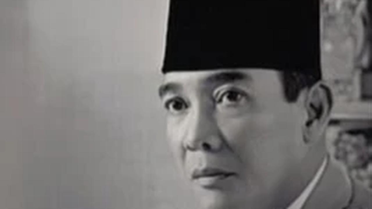 Makna Kalimat Beri Aku 10 Pemuda Niscaya Akan Kuguncangkan Dunia dari Presiden Soekarno