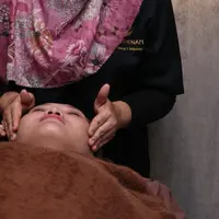 Sebuah destinasi yang menawarkan pijat berkualitas ala sultan untuk keluarga.