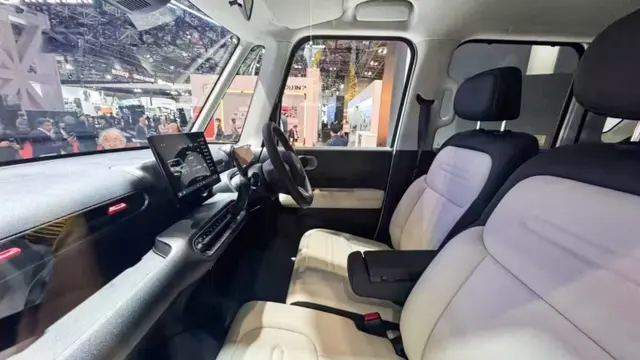 Interior BYD Racco