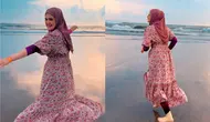 Cut Meyriska, istri Roger Danuarta memakai busana flowering saat di pantai. (Dok: Instagram @cutratumeyriska&nbsp;https://www.instagram.com/cutratumeyriska?igsh=NmF2Y2M5OXNnZmZ0)