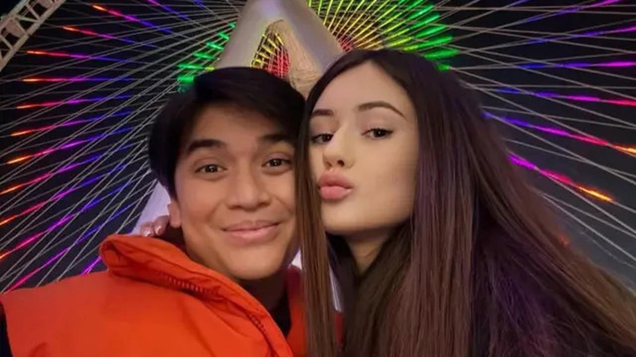 6 Gaya Vika Kolesnaya Istri Billy Syahputra Jadi Model Gaun Pengantin, Penampilannya Bikin Pangling