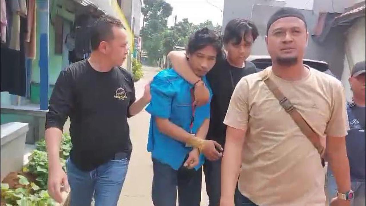 Polisi menangkap terduga pelaku pembunuhan wanita yang jasadnya terbungkus kasur di Kecamatan Cikupa, Kabupaten Tangerang