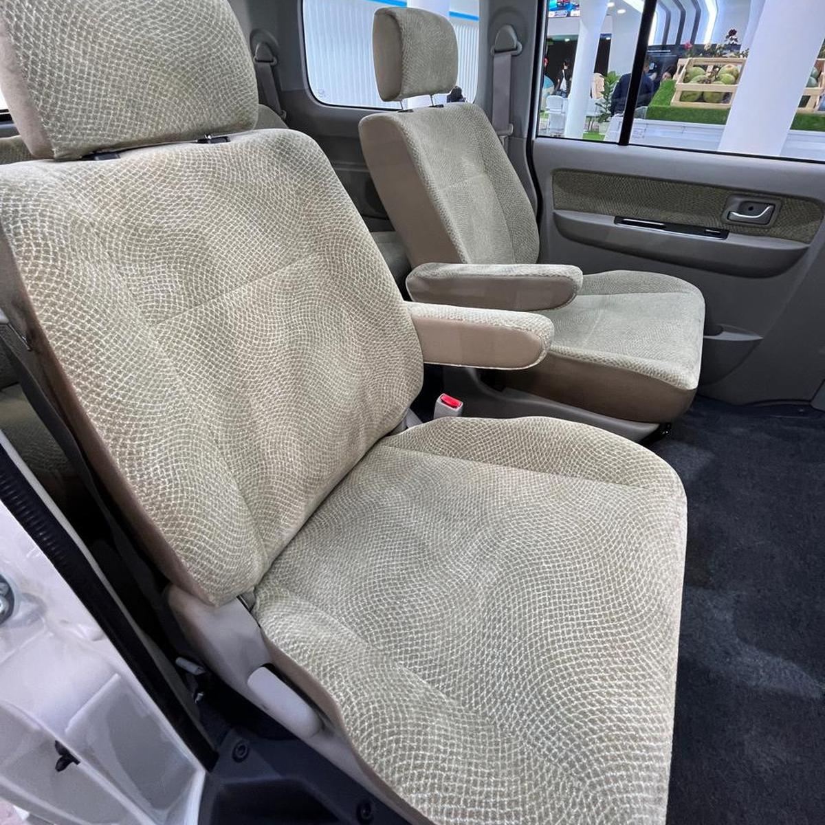 Suzuki Pamerkan Mobil Nostalgia di IIMS 2025, Tetap Bertahan di Era Mobil Listrik China
