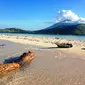 Pulau Pasir Meko berada di Desa Meko, Pulau Adonara, Kabupaten Flores Timur, Nusa Tenggara Timur. Foto: Nila Chrisna Yulika/ Liputan6.com.