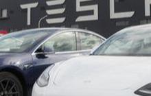 Permintaan Mobil Listrik Menurun, Saham Tesla Terjun Bebas