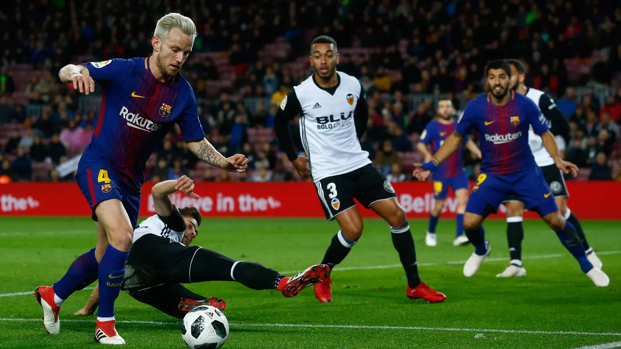 Barcelona Menang Tipis atas Valencia